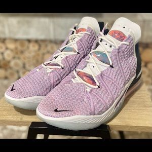 Nike Lebron 18